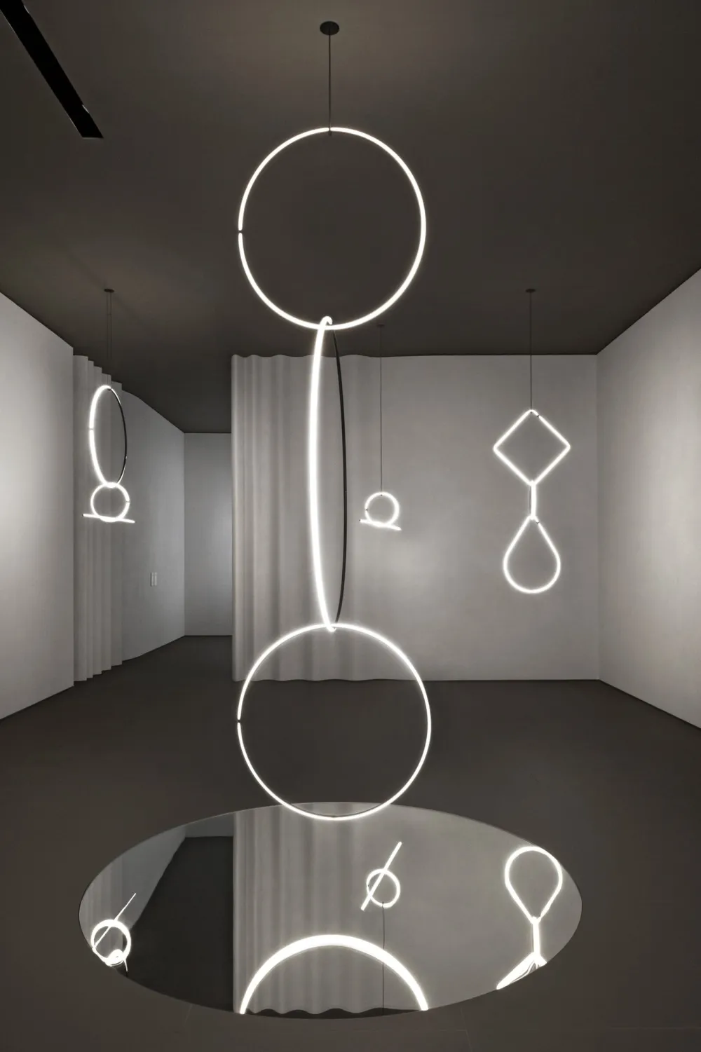 Flos Suspensions>Arrangements Composition 3 Suspensions Noir