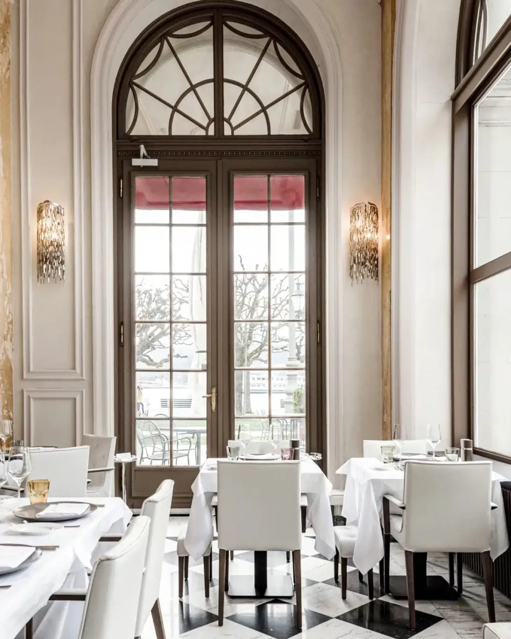 Brand Van Egmond Appliques>Arthur Appliques Argent