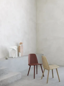 Muuto Chaises><noscript><img width=