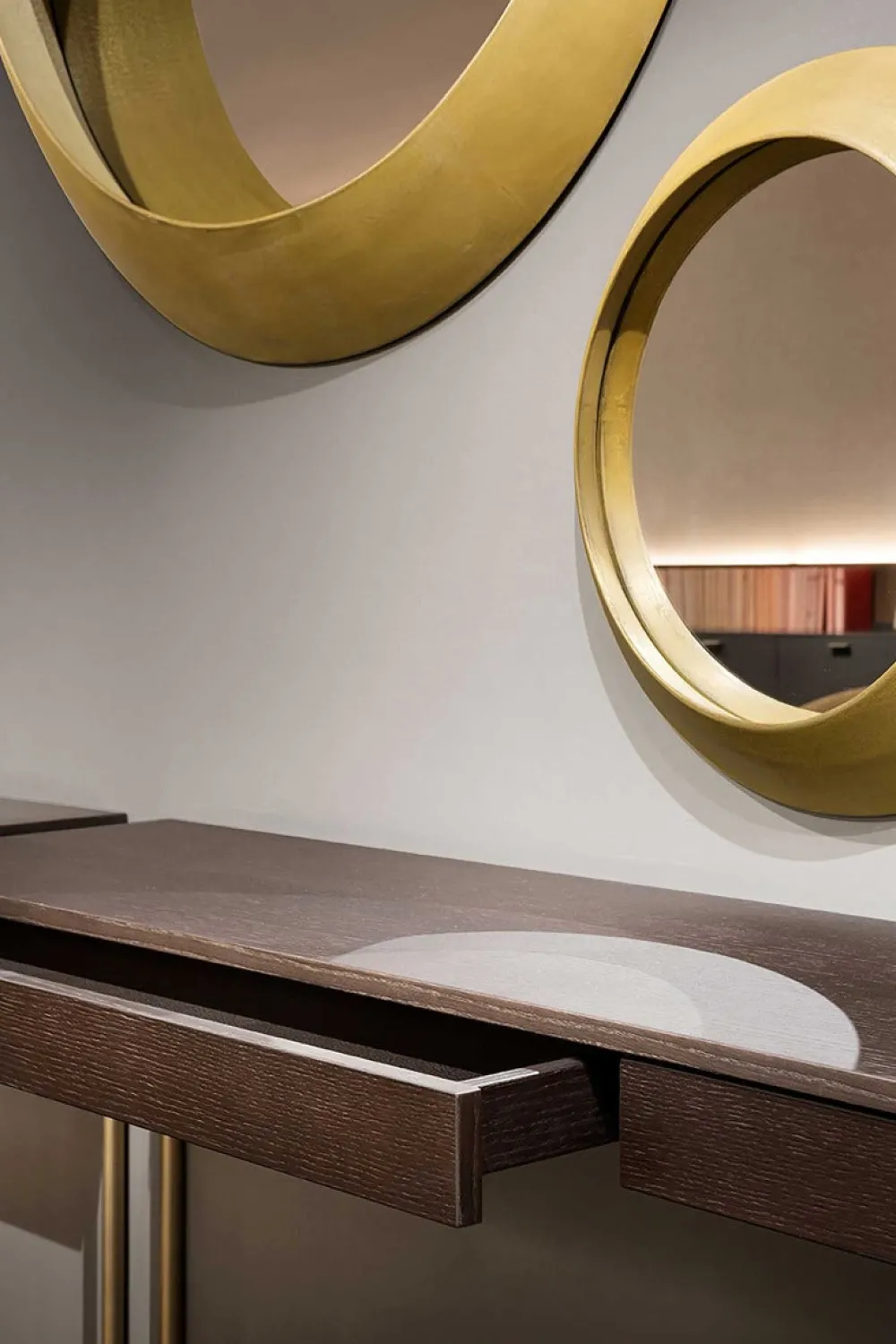 Lema Entrée|Chambre>Console Ella