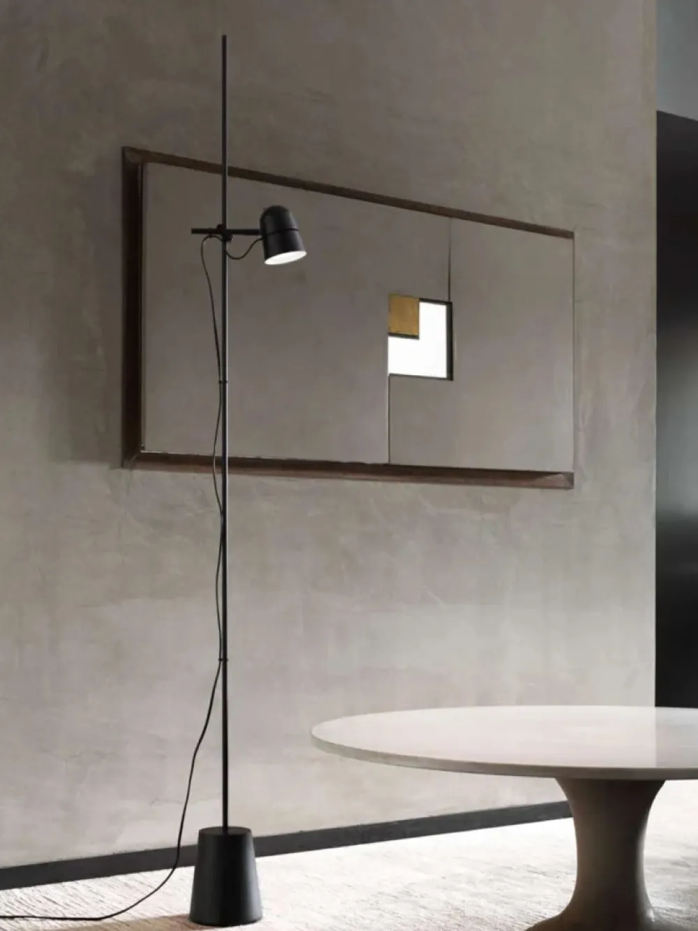 Luceplan Liseuses>Counterbalance Floor Liseuses sur pied LED Noir