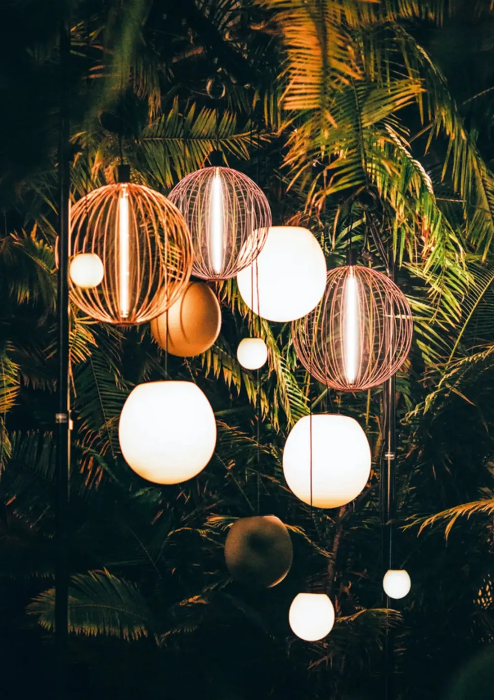 Wever u0026 Ducré Suspensions>Dro Suspended 1.0 Suspensions Noir et Verre Opalin Blanc