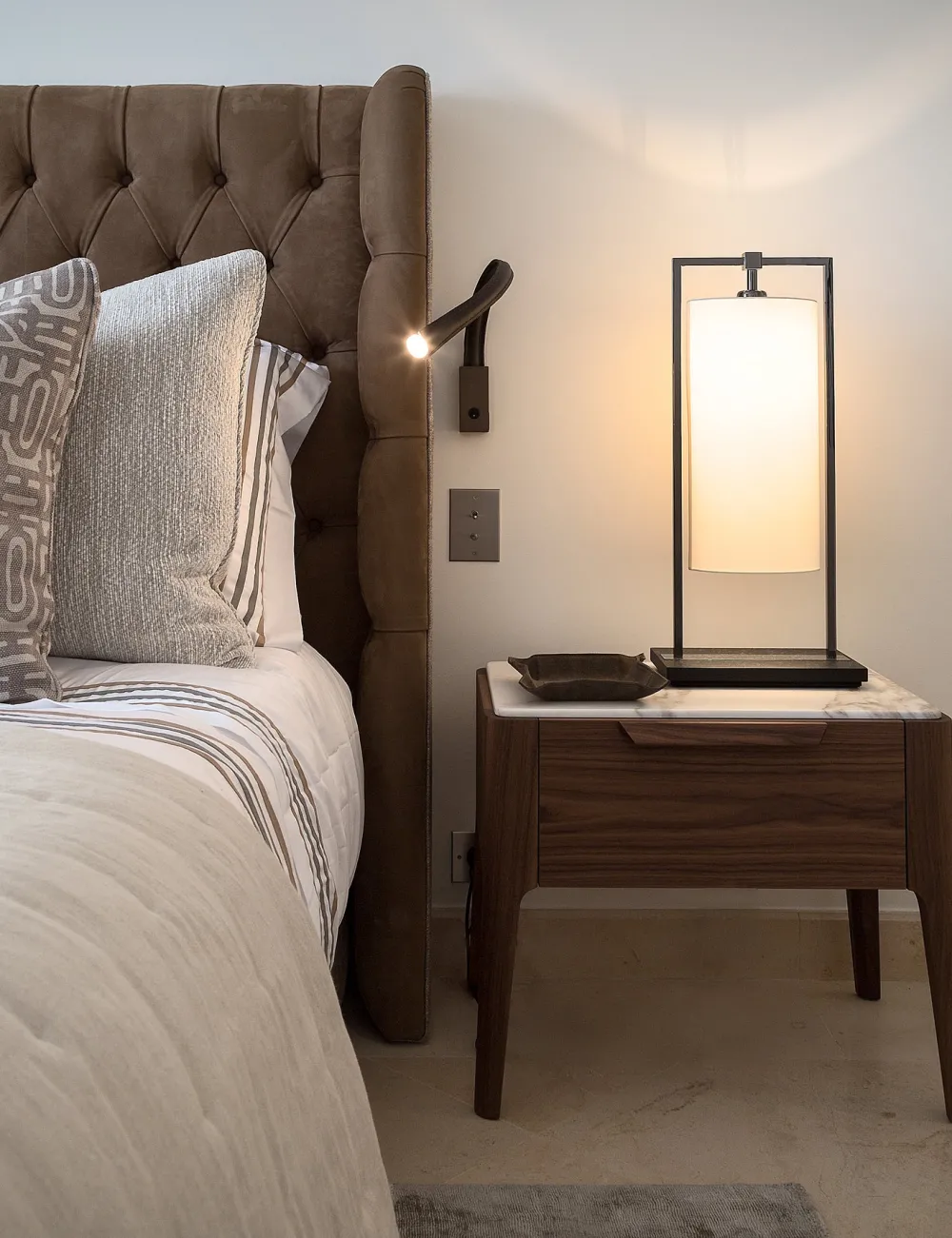 Contardi Liseuses|Appliques>Flexiled 60cm Cuir base Bronze avec interrupteur Appliques LED