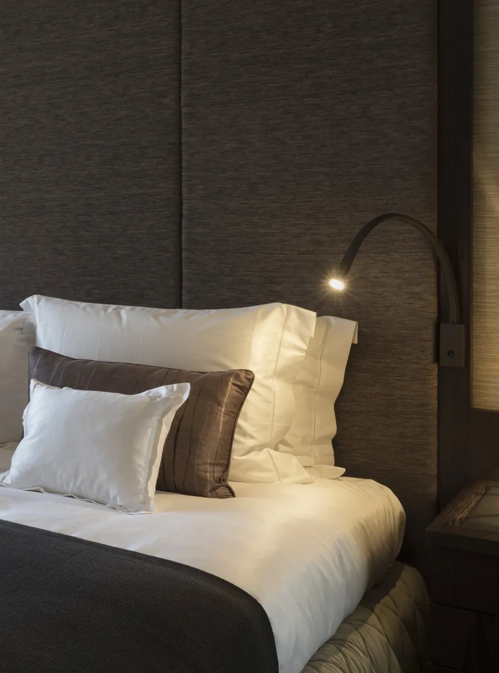 Contardi Liseuses|Appliques>Flexiled 60cm Cuir base Bronze avec interrupteur Appliques LED