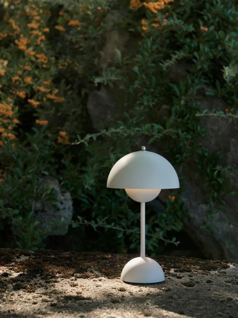 u0026tradition Lampes Nomades|Lampes À Poser>FlowerPot VP9 Baladeuses et nomades LED