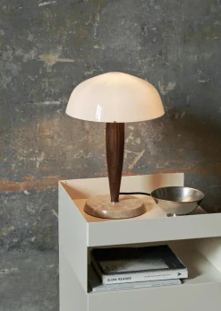 u0026tradition Lampes À Poser|Lampes À Poser>Herman SHY3 Lampes à poser Verre opalin-Noyer-Marbre crème