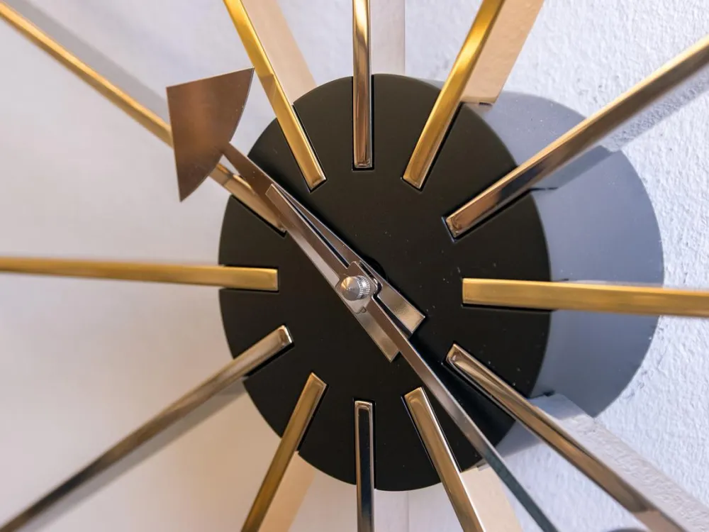 Vitra Horloges>Horloge Star Doré Argent