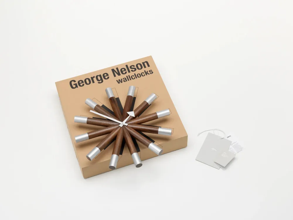 Vitra Horloges>Horloge Wheel Bois foncé