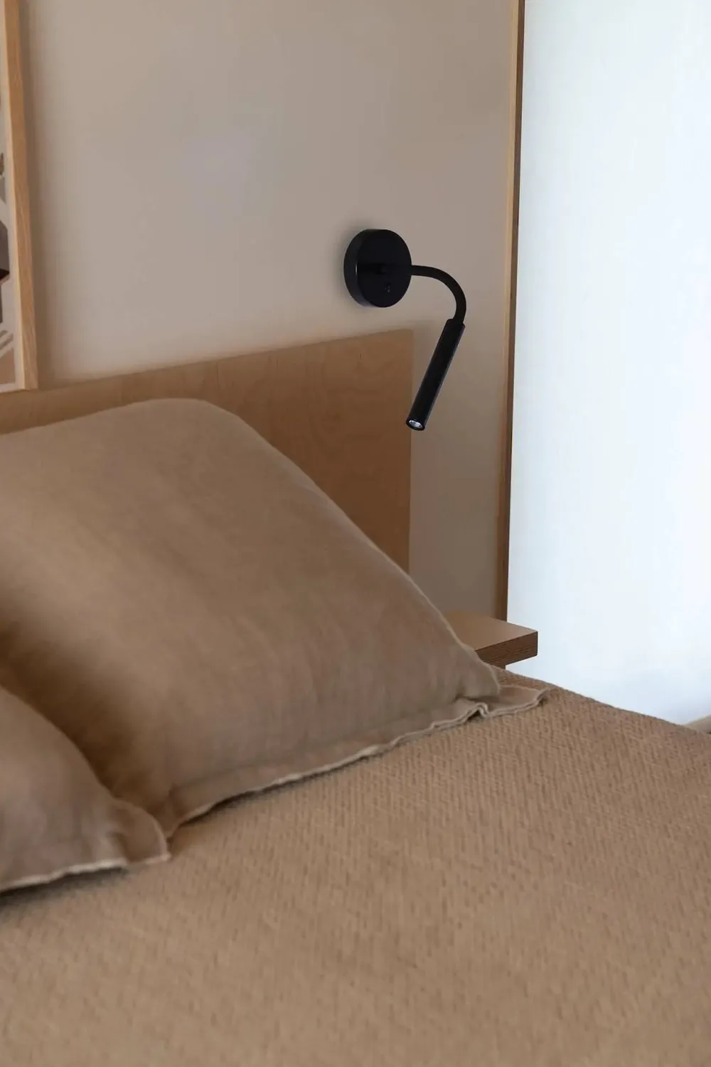 Faro Appliques>Kale avec lecteur LED Appliques Noir