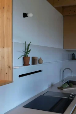 Faro Appliques><noscript><img width=