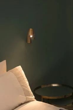 Faro Appliques><noscript><img width=