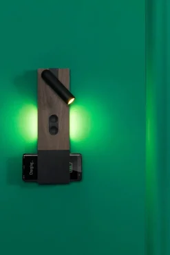 Faro Appliques><noscript><img width=