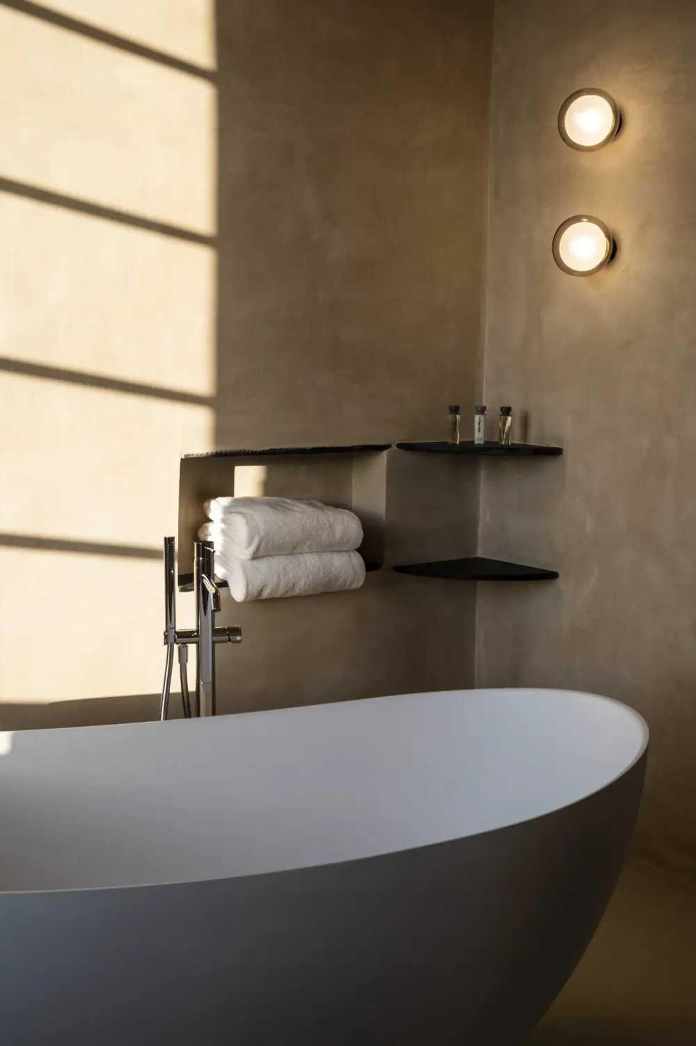 Tooy Appliques>Nabila 552.41 Appliques