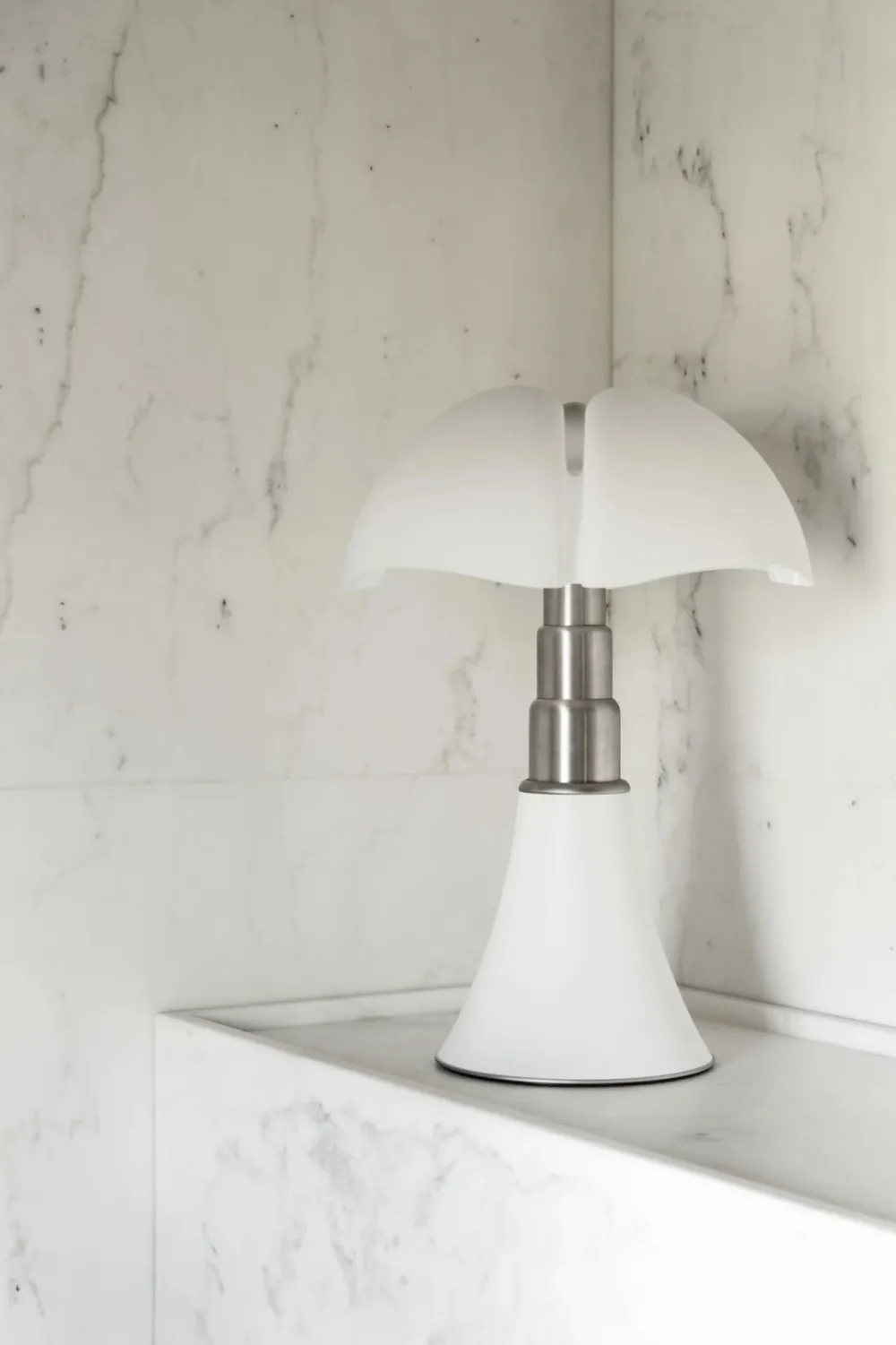 Martinelli Luce Lampes À Poser|Lampes À Poser>Pipistrello Medium LED Lampes de table Blanc mat