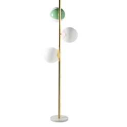 Magic Circus Lampadaires><noscript><img width=