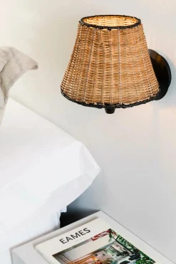 Faro Appliques><noscript><img width=