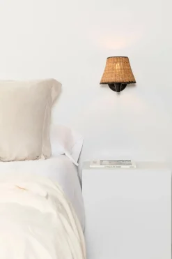 Faro Appliques><noscript><img width=