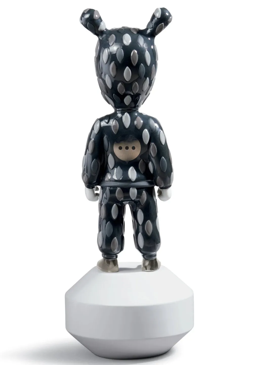 Lladro Figurines>The Guest Little par Rolito Figurines